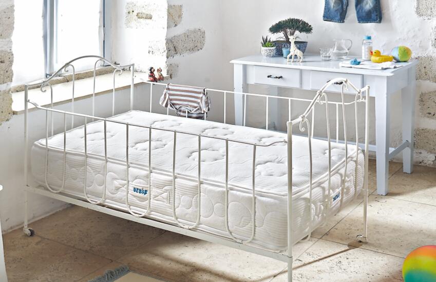 Baby Mattresses 童嬰糖心LOGO免费